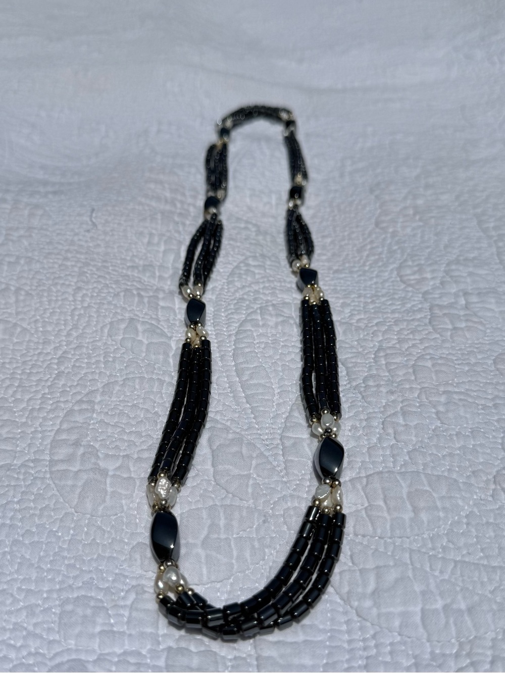 VTG Hematite and Freshwater Rice Pearl Beaded Necklace